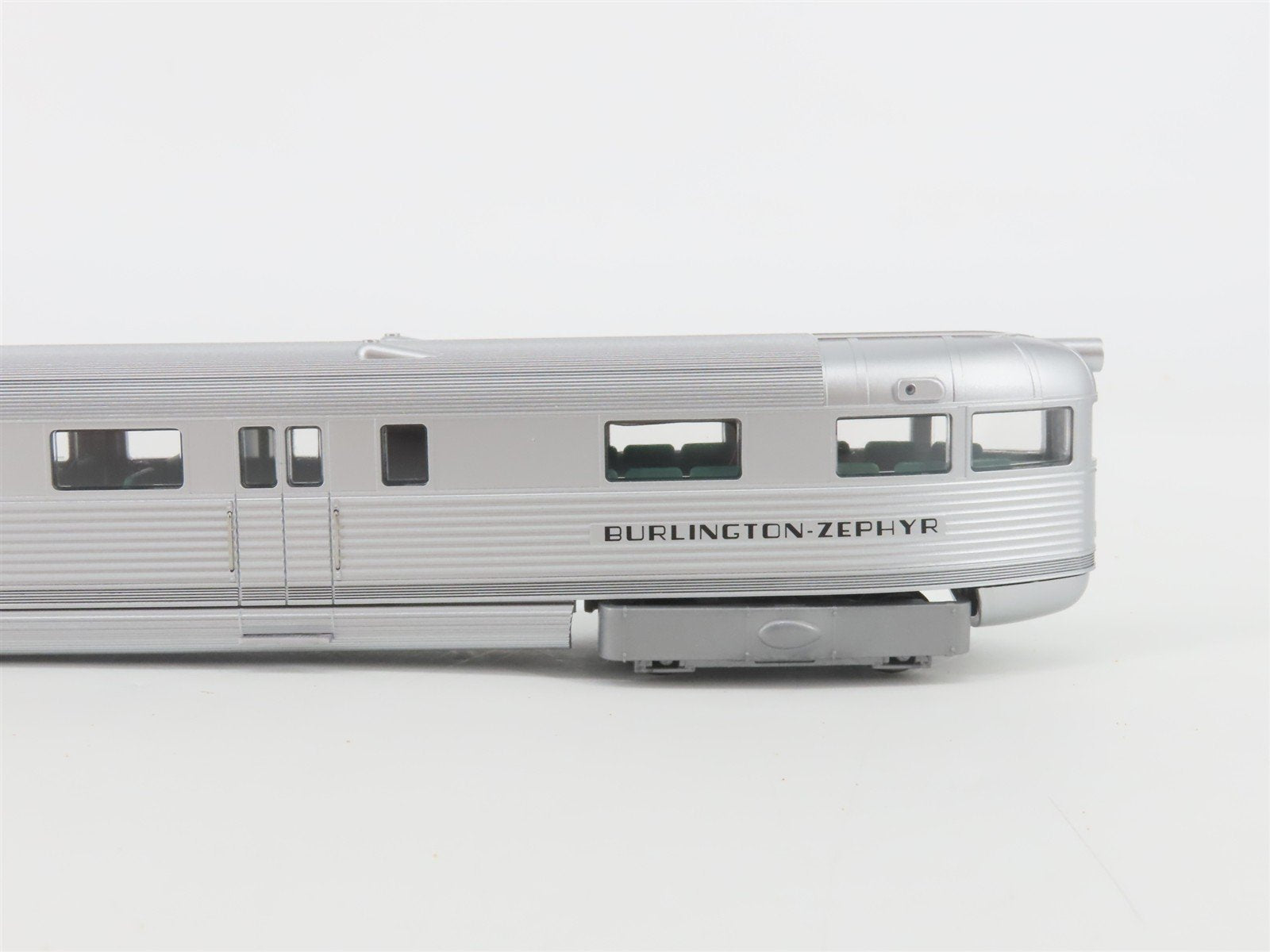 HO Scale Con-Cor 001-8721 CBQ Pioneer Zephyr Diesel Motor Train Set