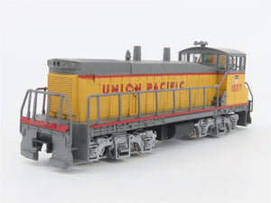 HO Scale Con-Cor 001-155302 UP Union Pacific MP15 Diesel Locomotive #1007