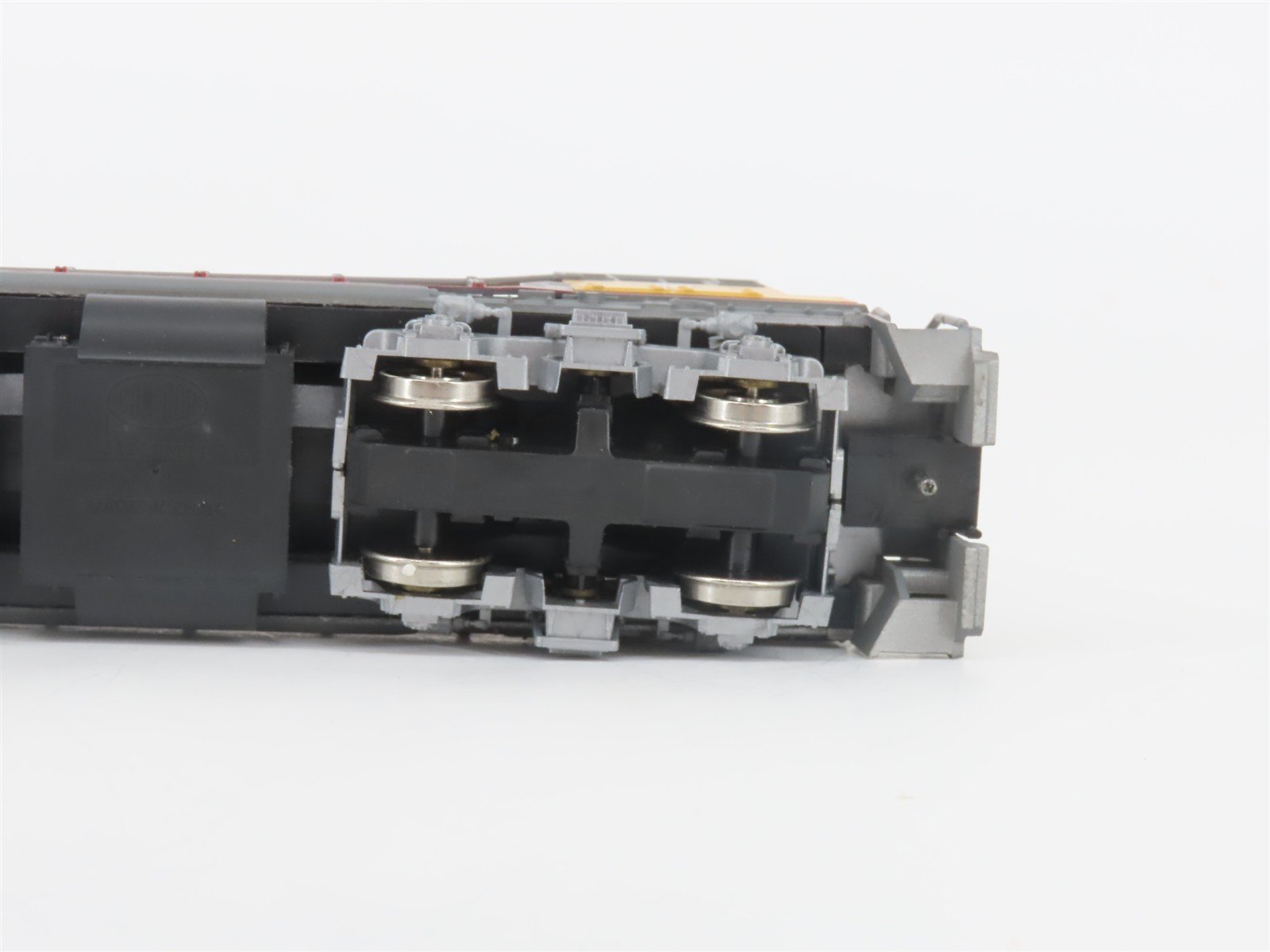 HO Scale Con-Cor 001-155302 UP Union Pacific MP15 Diesel Locomotive #1007