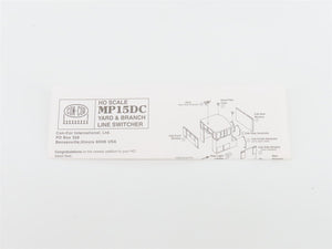 HO Scale Con-Cor 0001-155602 CR Conrail MP15DC Diesel Locomotive #9630