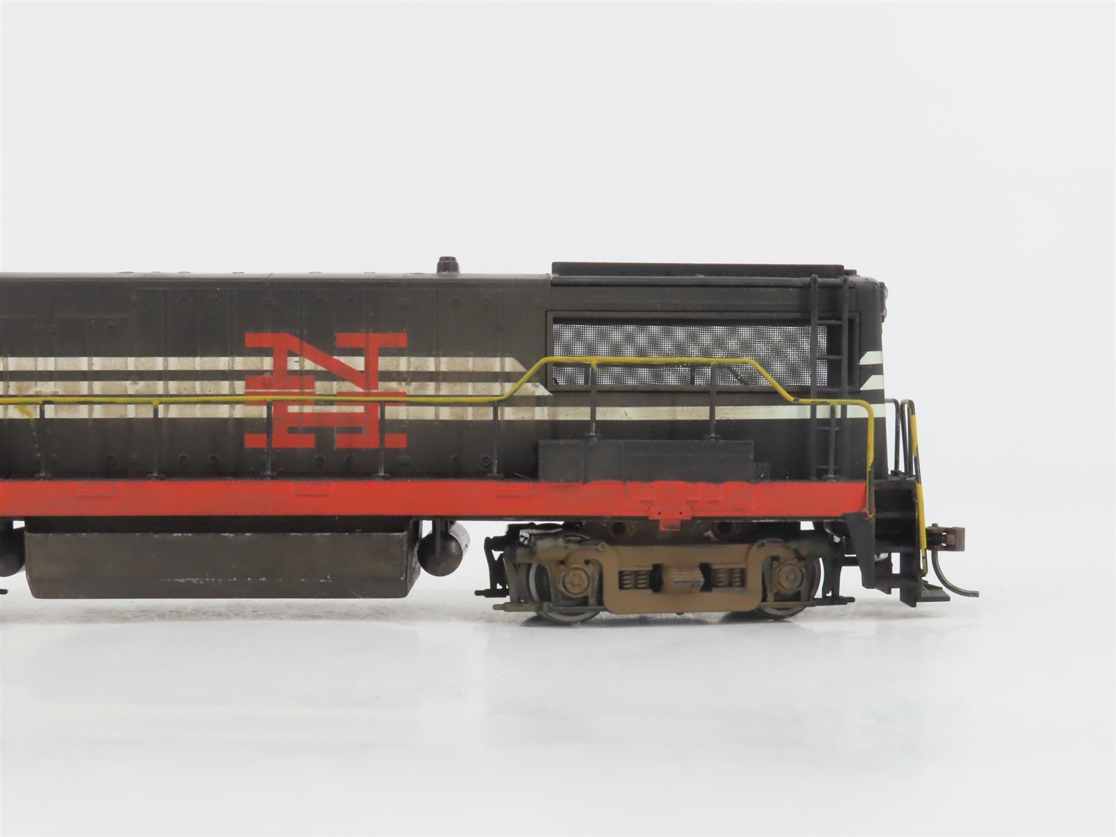 HO Scale Stewart 7100 NH New Haven U25B Diesel Locomotive #2519 CUSTOM