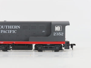 HO Scale Walthers 932-1328 SP Southern Pacific H10-44 Diesel Loco #2352