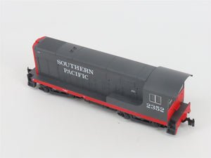 HO Scale Walthers 932-1328 SP Southern Pacific H10-44 Diesel Loco #2352
