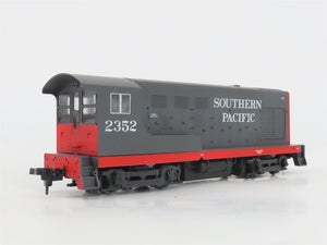 HO Scale Walthers 932-1328 SP Southern Pacific H10-44 Diesel Loco #2352