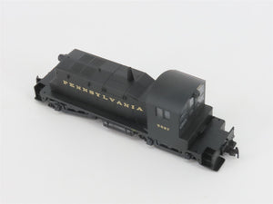 HO Scale Walthers 932-1351 PRR Pennsylvania SW1 Diesel Locomotive #5987