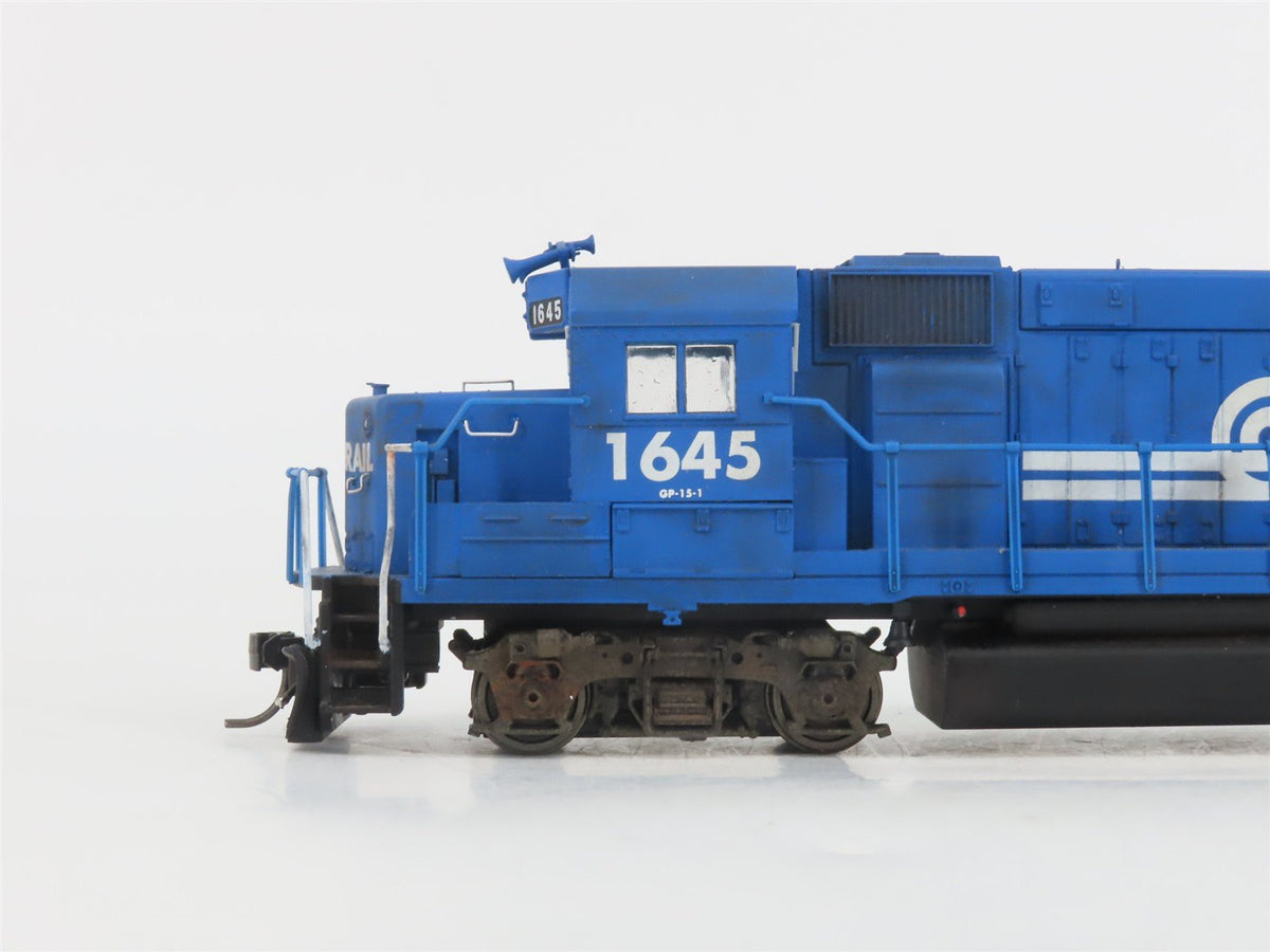 HO Scale Walthers Trainline 931-366 CR Conrail GP15 Diesel Loco #1645 Weathered