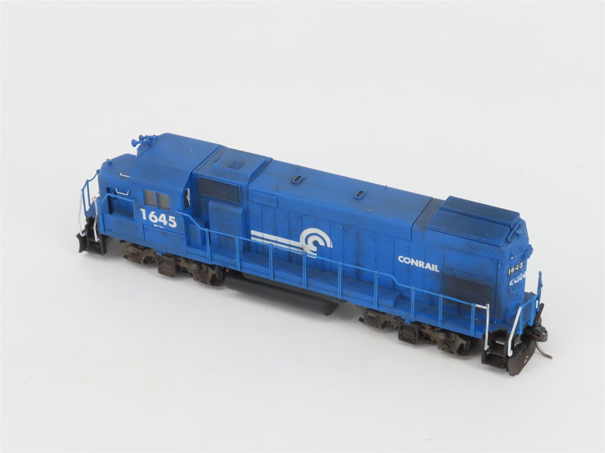 HO Scale Walthers Trainline 931-366 CR Conrail GP15 Diesel Loco #1645 Weathered