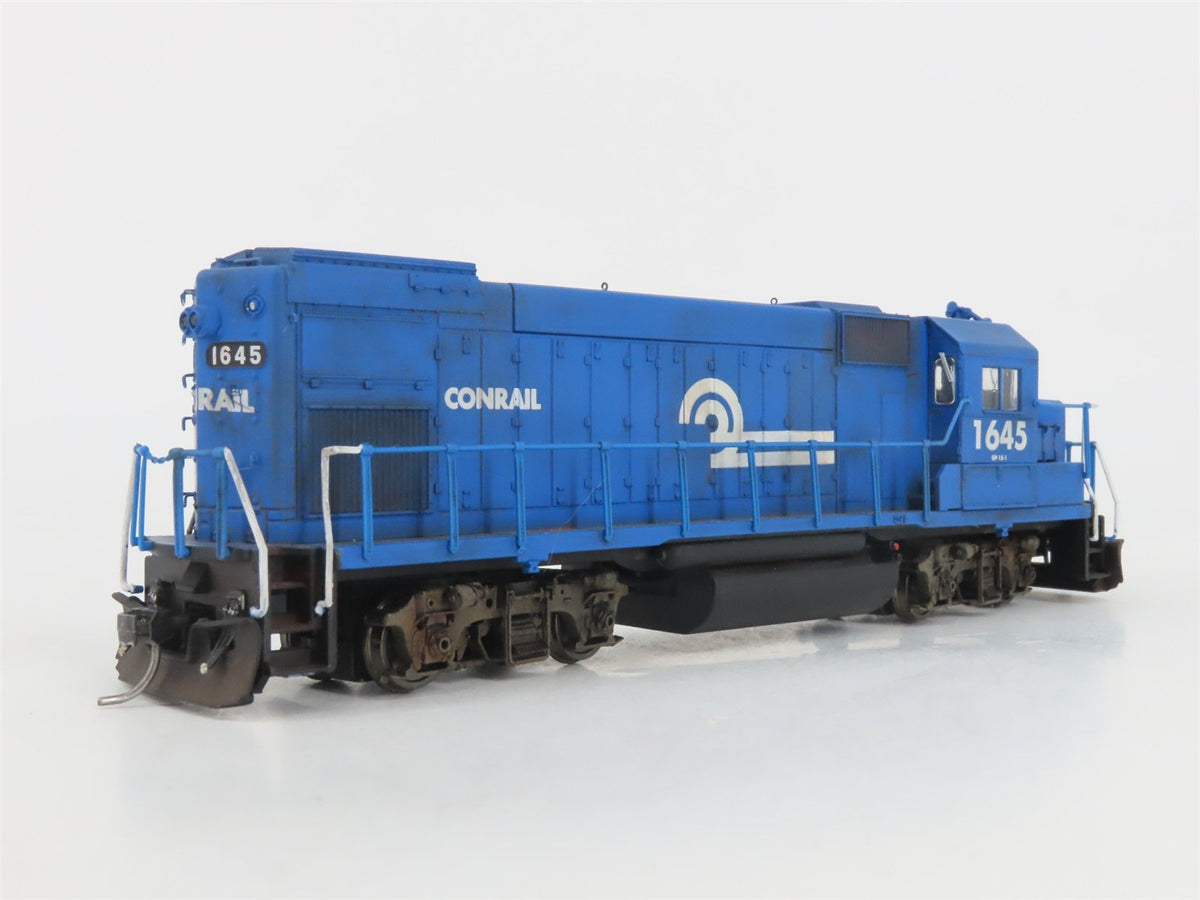 HO Scale Walthers Trainline 931-366 CR Conrail GP15 Diesel Loco #1645 Weathered