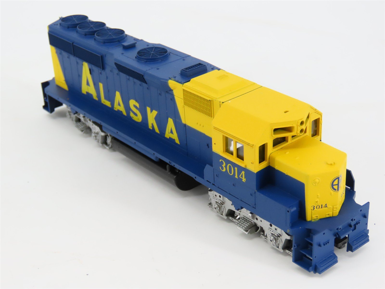 HO Scale Athearn ARR Alaska GP40 Diesel Locomotive #3014 UNPOWERED
