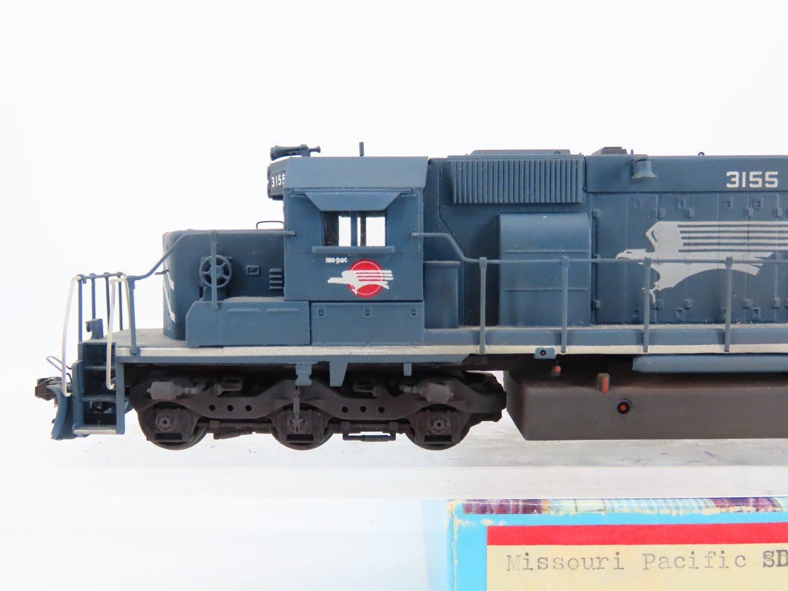 HO Scale Athearn/Eastern Railway MP Railway SD40 Diesel #3155 CUSTOM/UNPOWERED