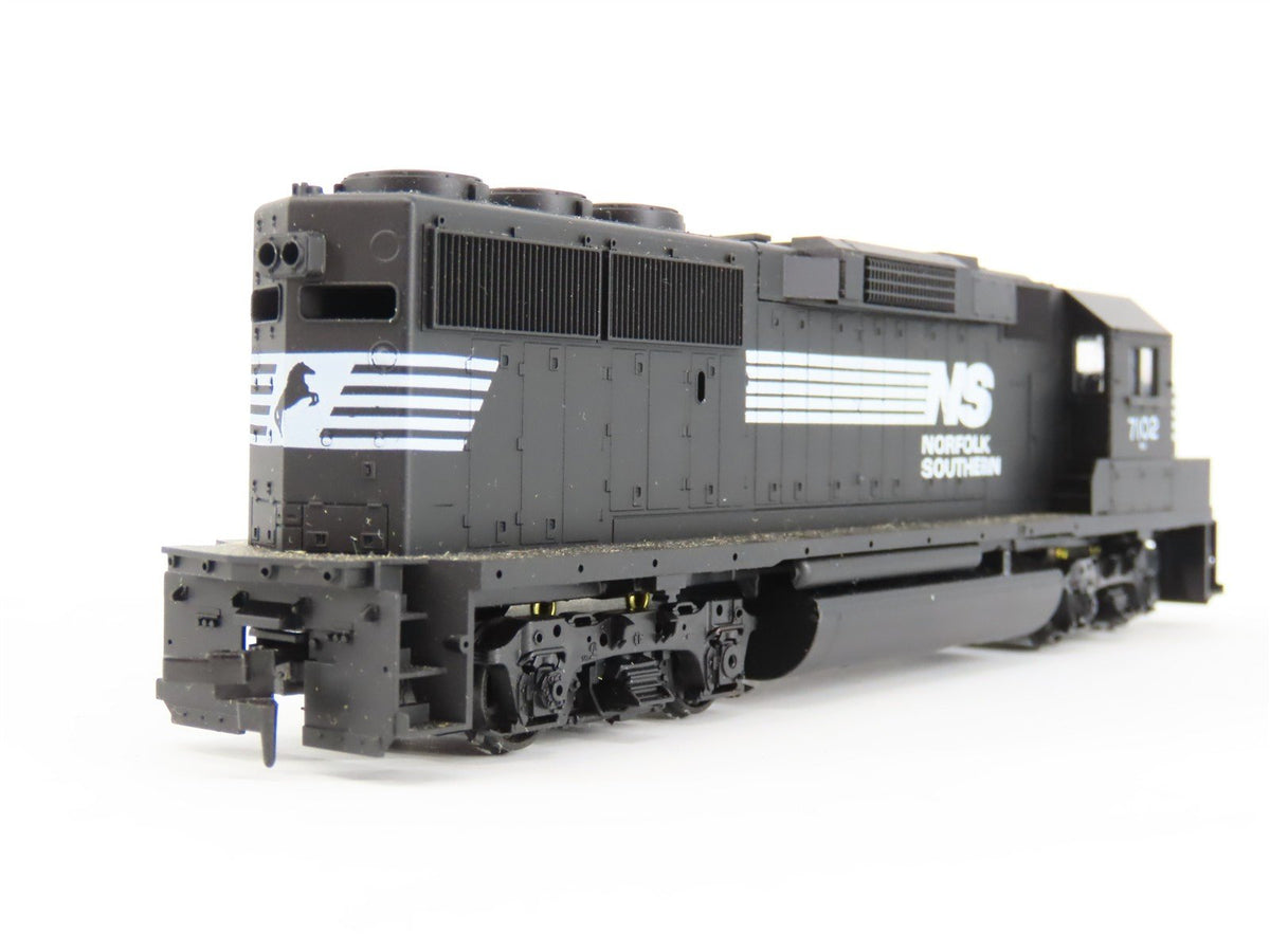 HO Scale Athearn 4772 NS Norfolk Southern GP60 Diesel Loco #7102 UNPOWERED