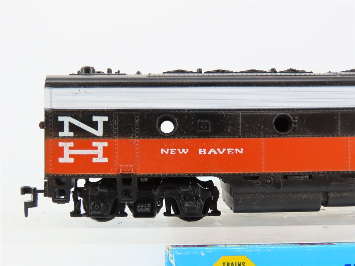 HO Scale Athearn 3022 NH New Haven F7B Diesel Locomotive #0272 UNPOWERED