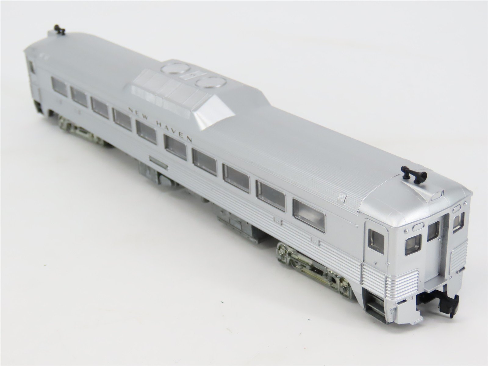 HO Scale Athearn 2072 NH New Haven RDC-1 Diesel Railcar UNPOWERED
