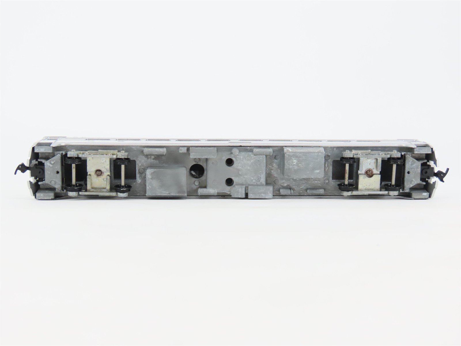 HO Scale Athearn 2072 NH New Haven RDC-1 Diesel Railcar UNPOWERED