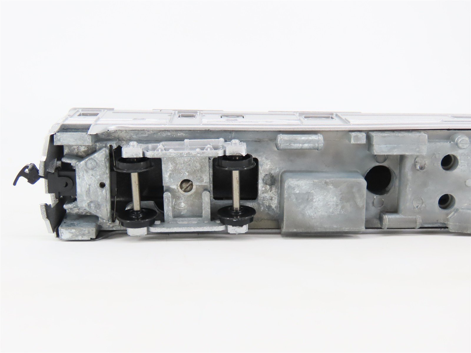 HO Scale Athearn 2077 NH New Haven RDC-3 Diesel Railcar UNPOWERED