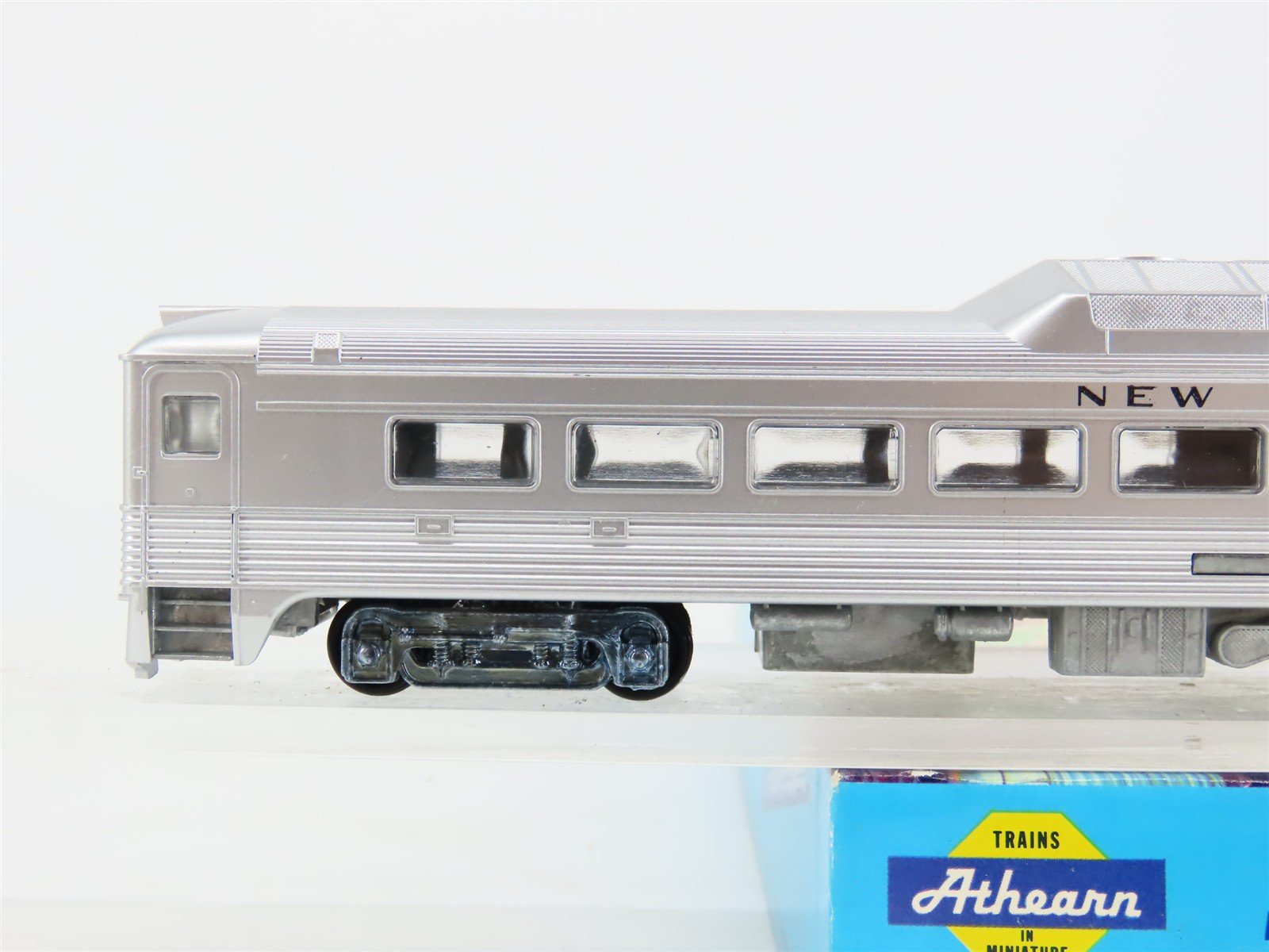 HO Scale Athearn 2077 NH New Haven RDC-3 Diesel Railcar UNPOWERED