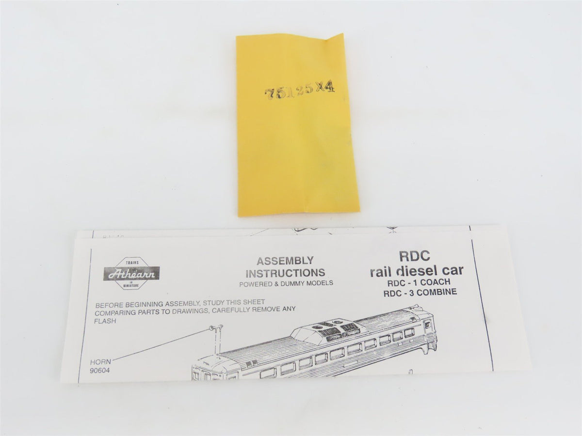 HO Scale Athearn 2077 NH New Haven RDC-3 Diesel Railcar UNPOWERED