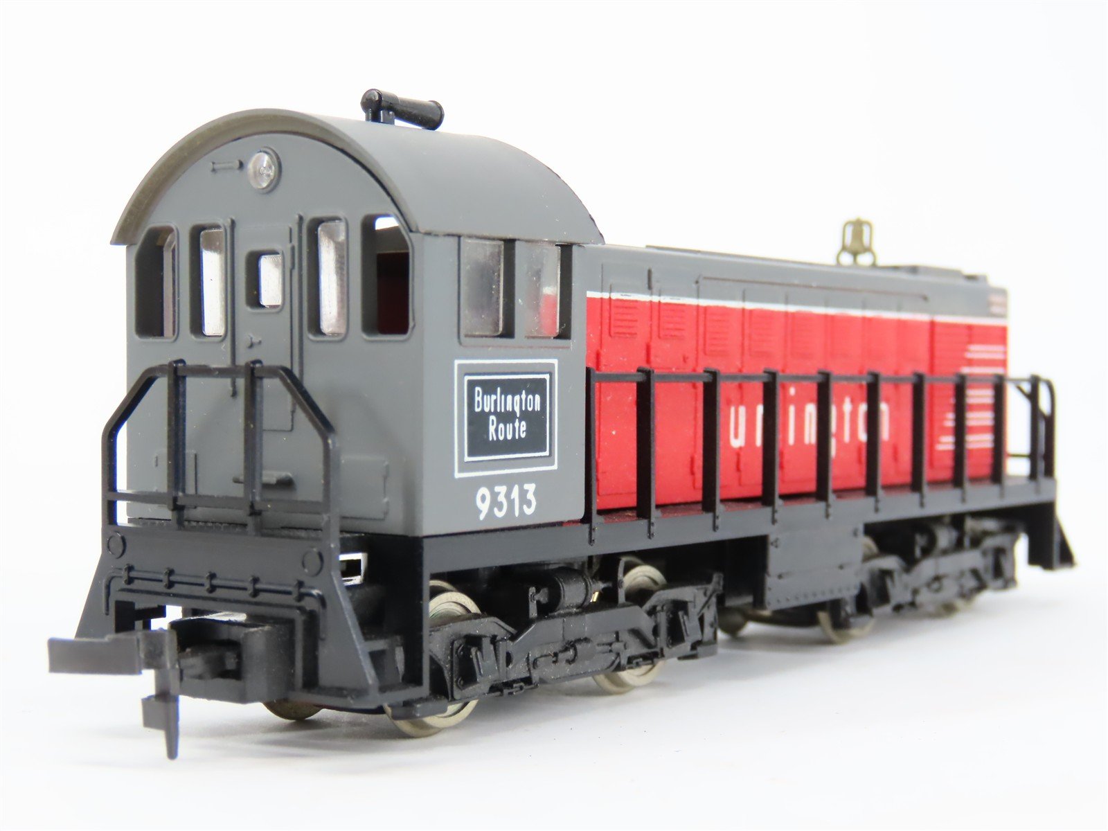 HO Scale AHM/Rivarossi CBQ Burlington Alco-1000 Diesel Loco #9313 UNPOWERED