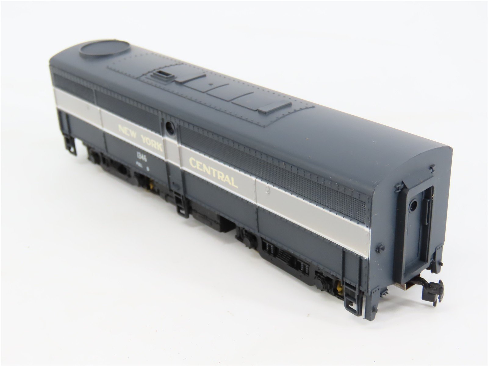 HO Scale Train Miniature NYC New York Central FB-1 Diesel Loco #1346 UNPOWERED