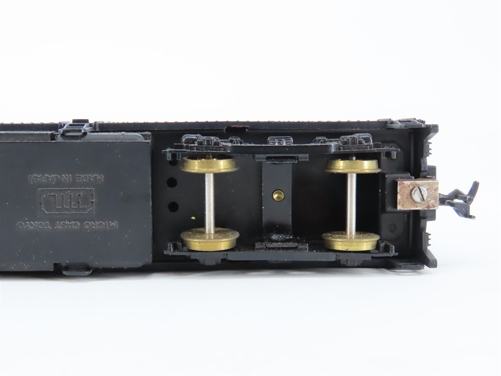 HO Scale Train Miniature NYC New York Central FB-1 Diesel Loco #1346 UNPOWERED