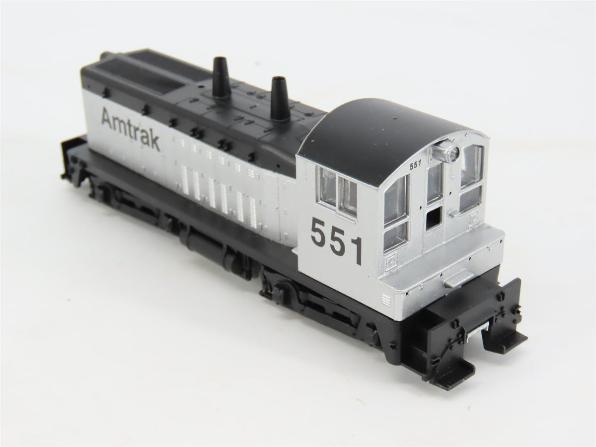 HO Scale Athearn 4013 Amtrak SW7 Diesel Locomotive #551