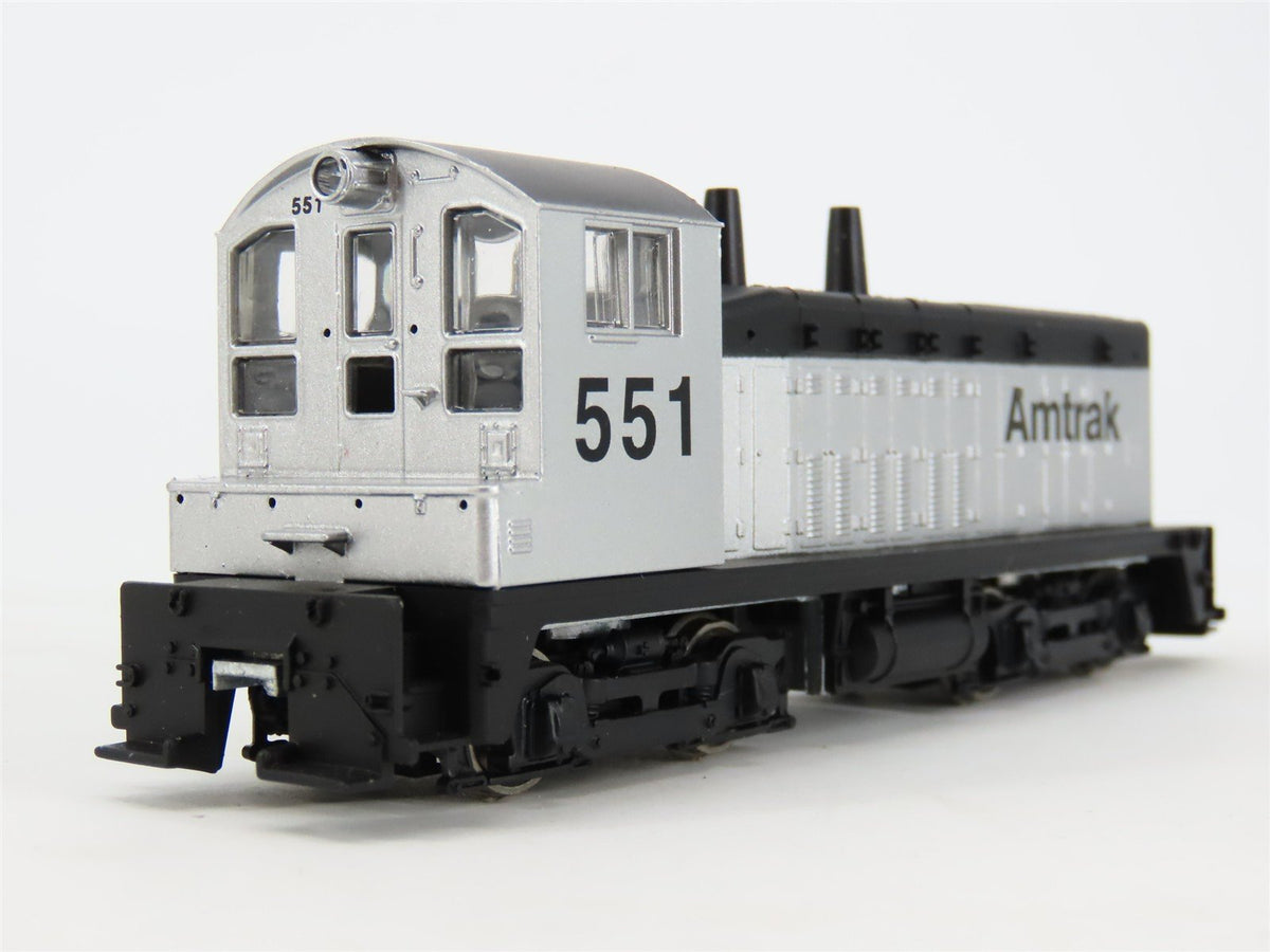 HO Scale Athearn 4013 Amtrak SW7 Diesel Locomotive #551