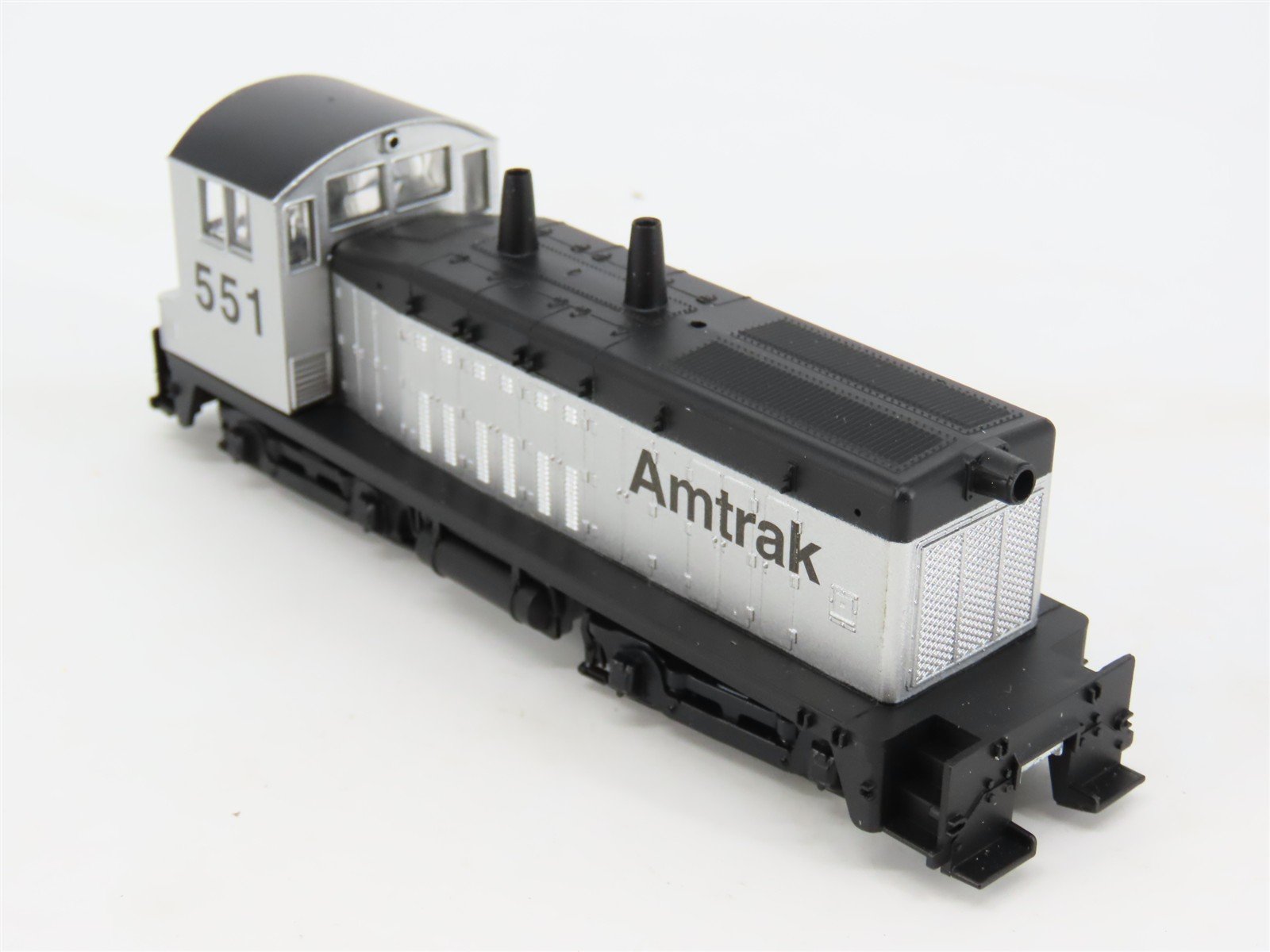 HO Scale Athearn 4013 Amtrak SW7 Diesel Locomotive #551