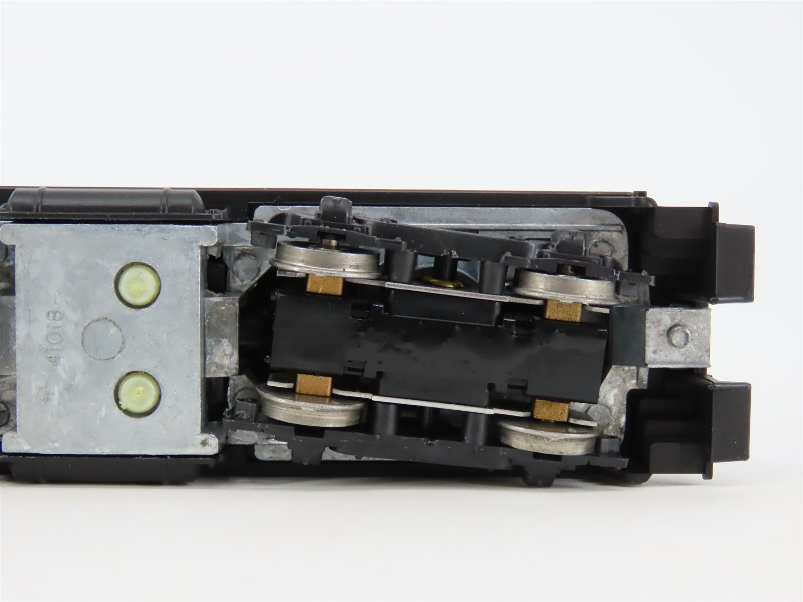 HO Scale Athearn 4013 Amtrak SW7 Diesel Locomotive #551