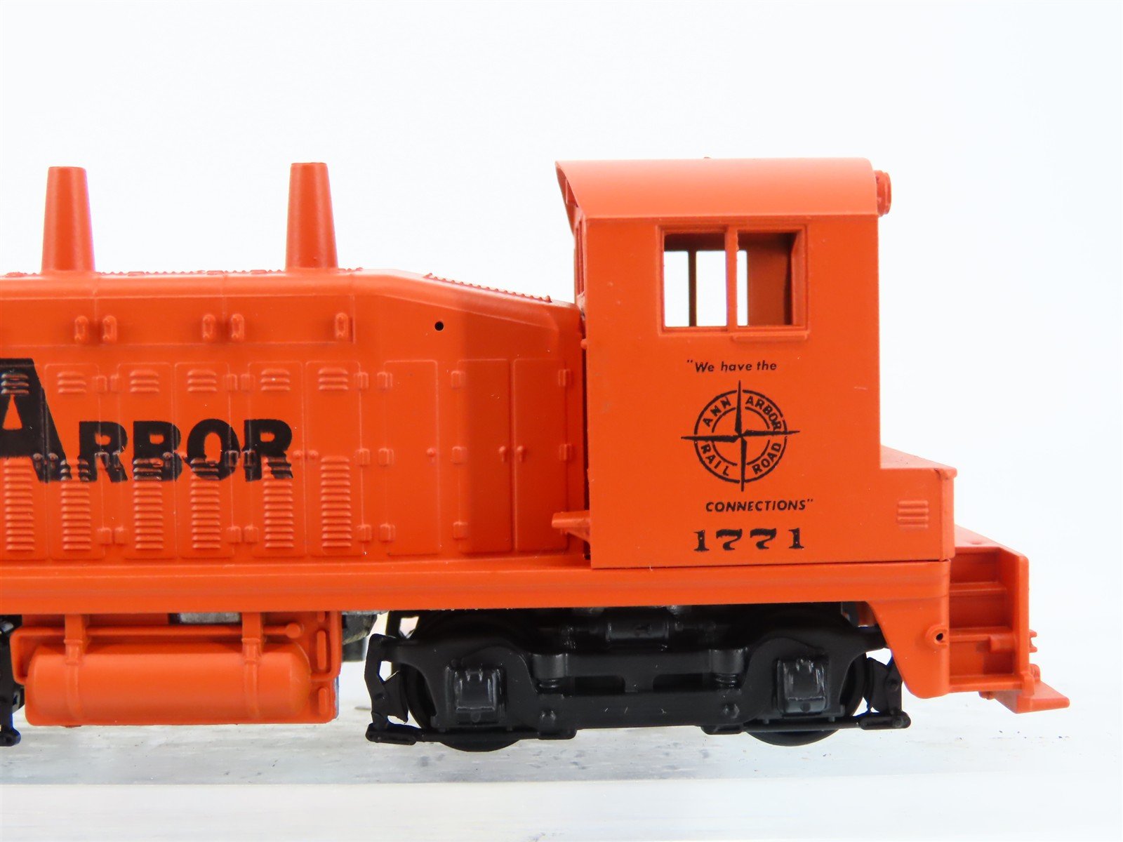 HO Scale Athearn/Bev-Bel 2553 AA Ann Arbor SW7 Diesel Locomotive #1771 UNPOWERED