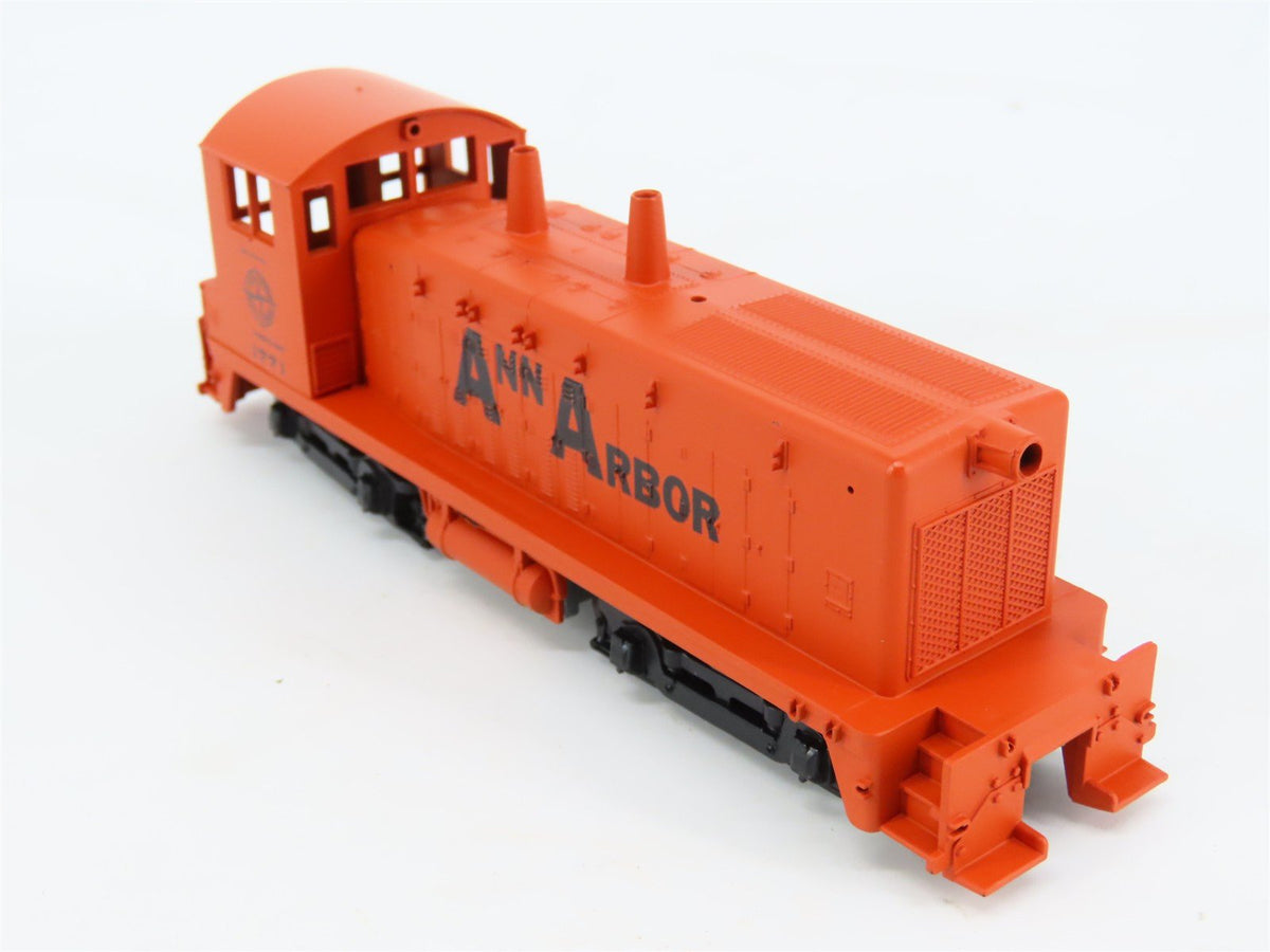 HO Scale Athearn/Bev-Bel 2553 AA Ann Arbor SW7 Diesel Locomotive #1771 UNPOWERED