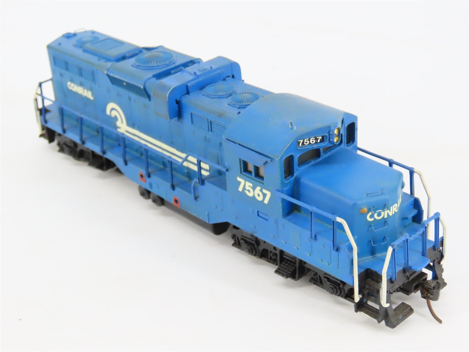 HO Scale COX CR Conrail GP9 Low Hood Diesel Locomotive #7567 Unpowered/CUSTOM