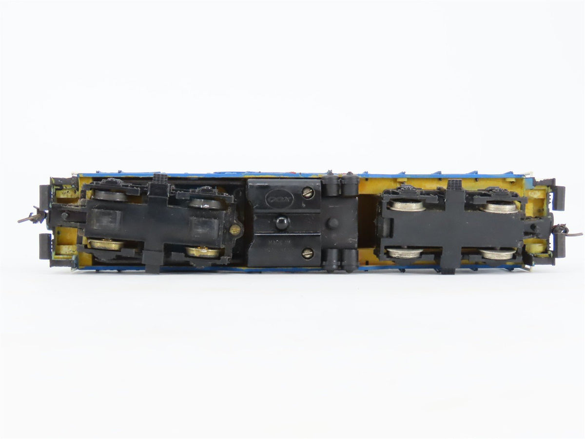 HO Scale COX CR Conrail GP9 Low Hood Diesel Locomotive #7567 Unpowered/CUSTOM