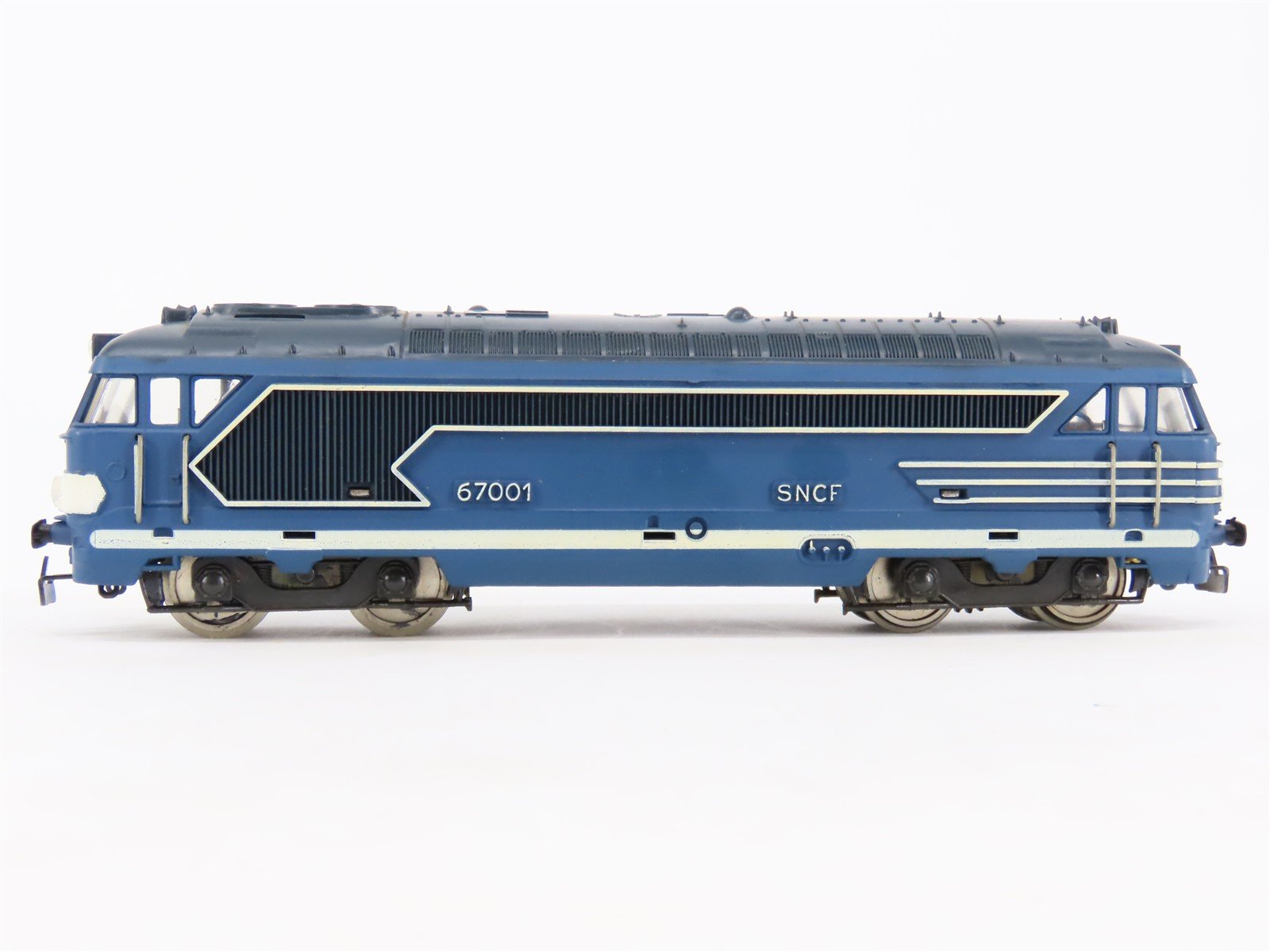 HO Scale SNCF French National Class BB Diesel Locomotive #67001