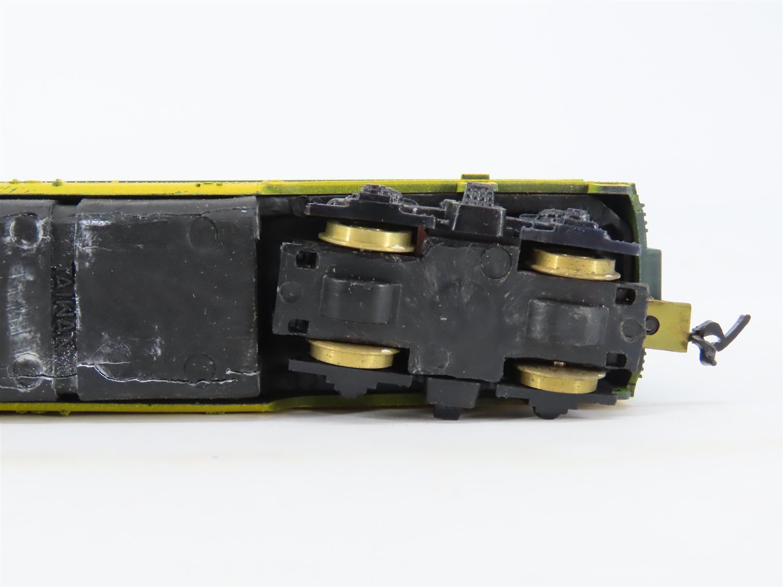 HO Scale Life-Like CNW Chicago Northwestern F7B Diesel Locomotive UNPOWERED