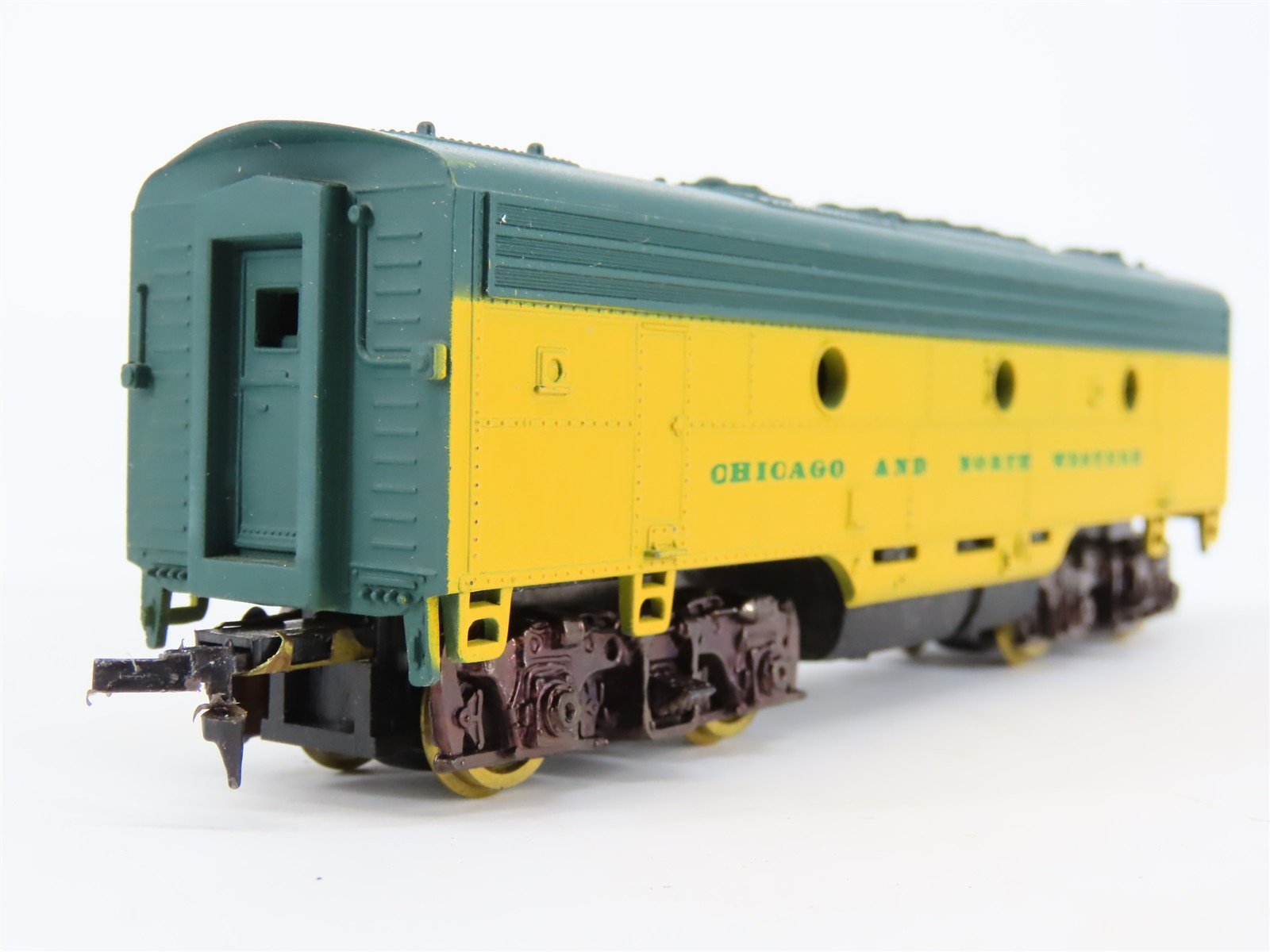 HO Scale Life-Like CNW Chicago Northwestern F7B Diesel Locomotive UNPOWERED