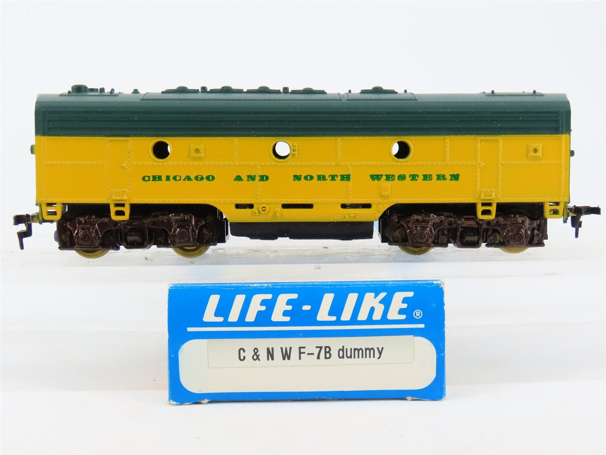 HO Scale Life-Like CNW Chicago Northwestern F7B Diesel Locomotive UNPOWERED