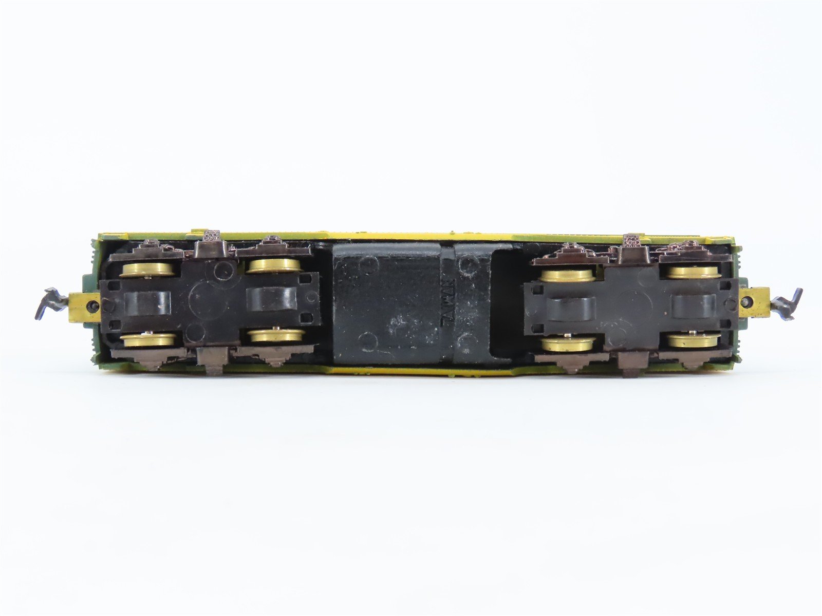 HO Scale Life-Like CNW Chicago Northwestern F7B Diesel Locomotive UNPOWERED