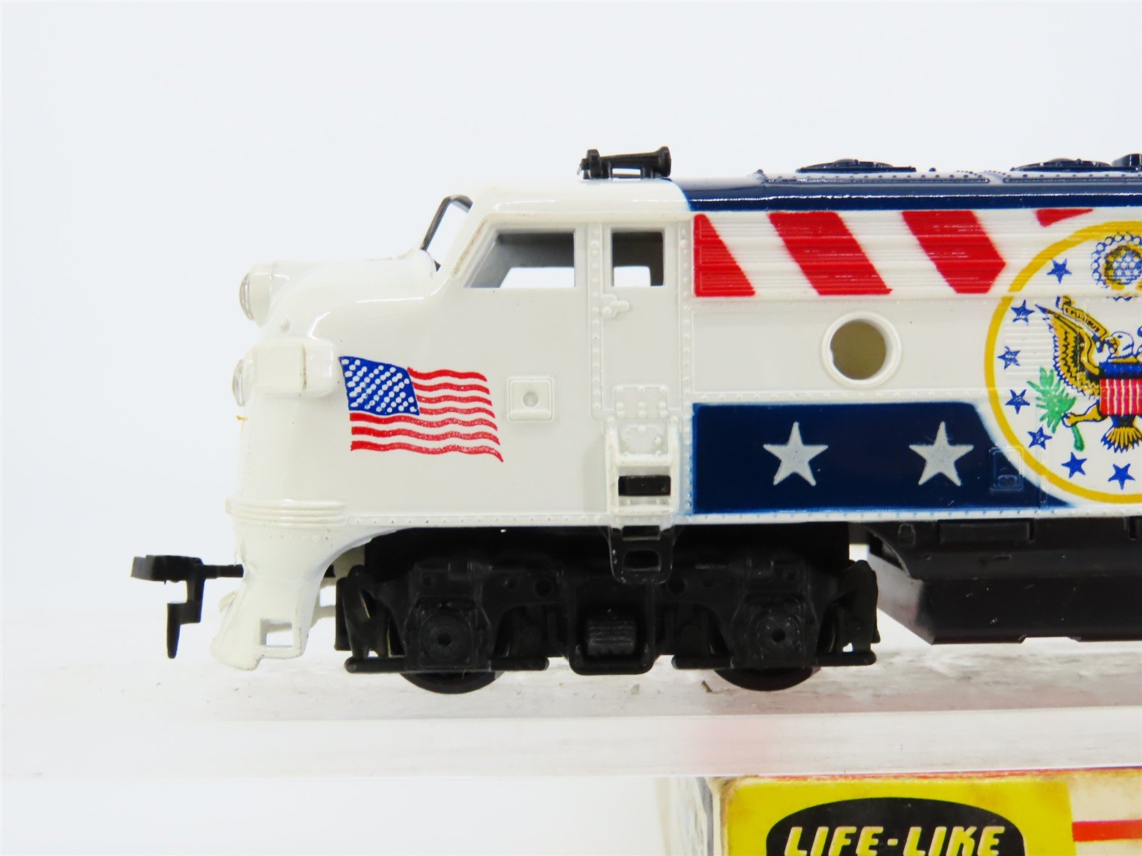 HO Scale Life-Like Bicentennial F7A Diesel Locomotive #1776 UNPOWERED
