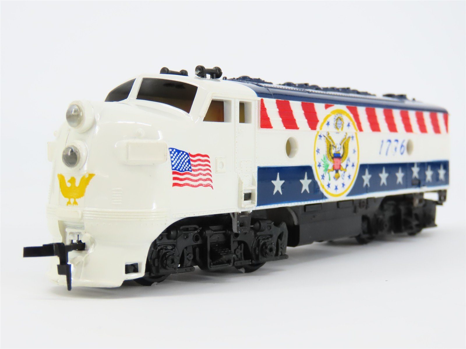 HO Scale Life-Like Bicentennial F7A Diesel Locomotive #1776 UNPOWERED