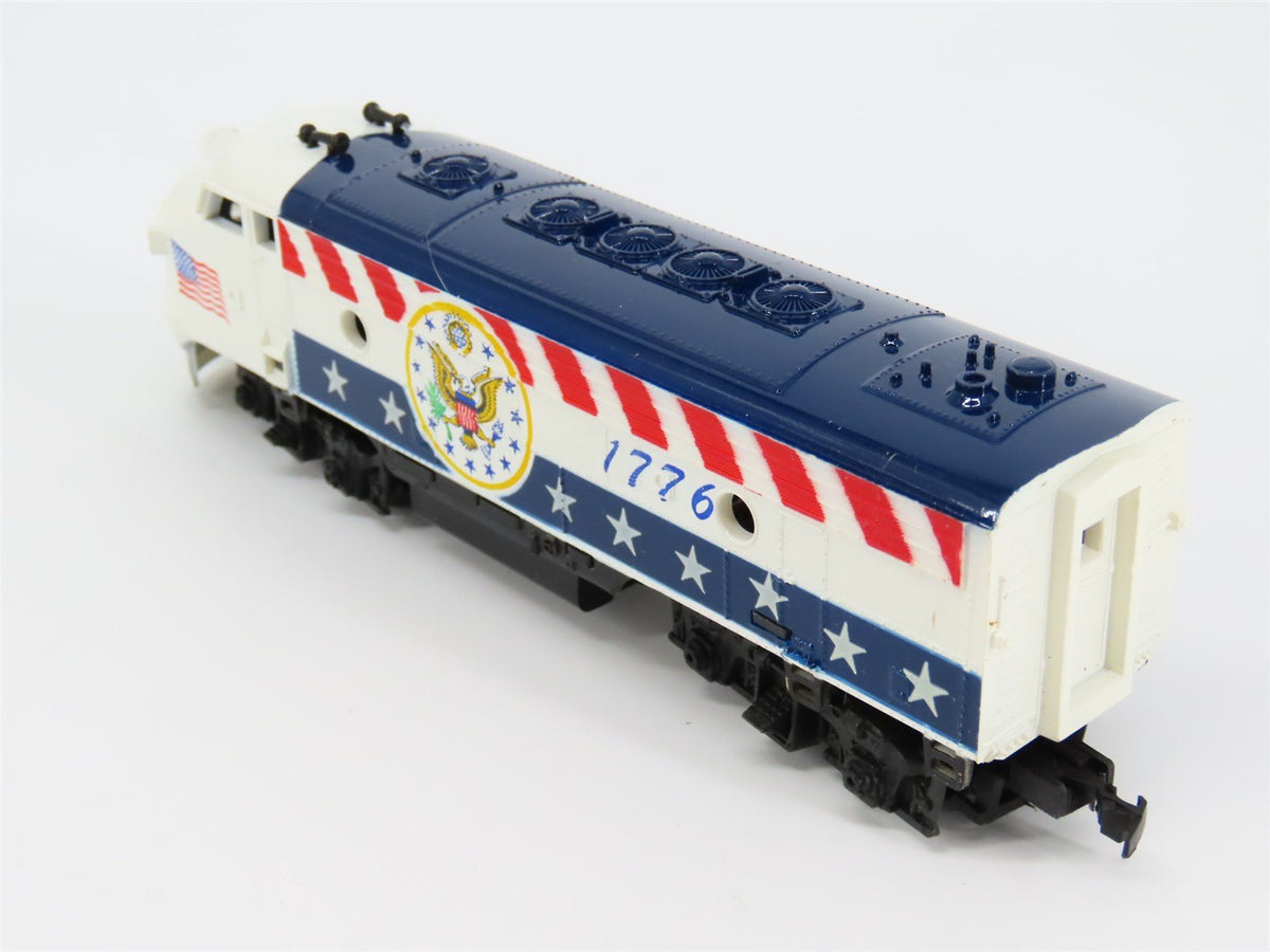 HO Scale Life-Like Bicentennial F7A Diesel Locomotive #1776 UNPOWERED