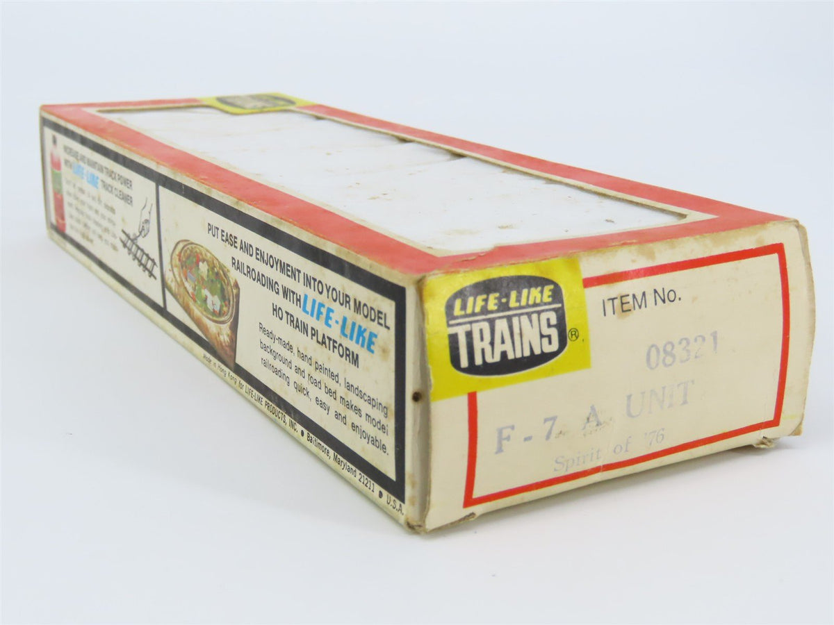 HO Scale Life-Like Bicentennial F7A Diesel Locomotive #1776 UNPOWERED