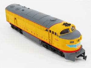 HO Scale AHM 5024K UP Union Pacific FM Diesel Locomotive #1041