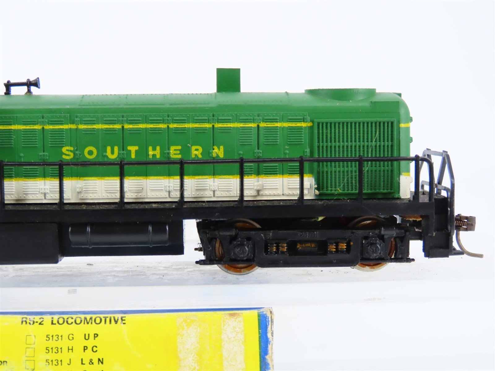 HO Scale AHM 5131K Southern RS-2 Diesel Locomotive #2060 Customized