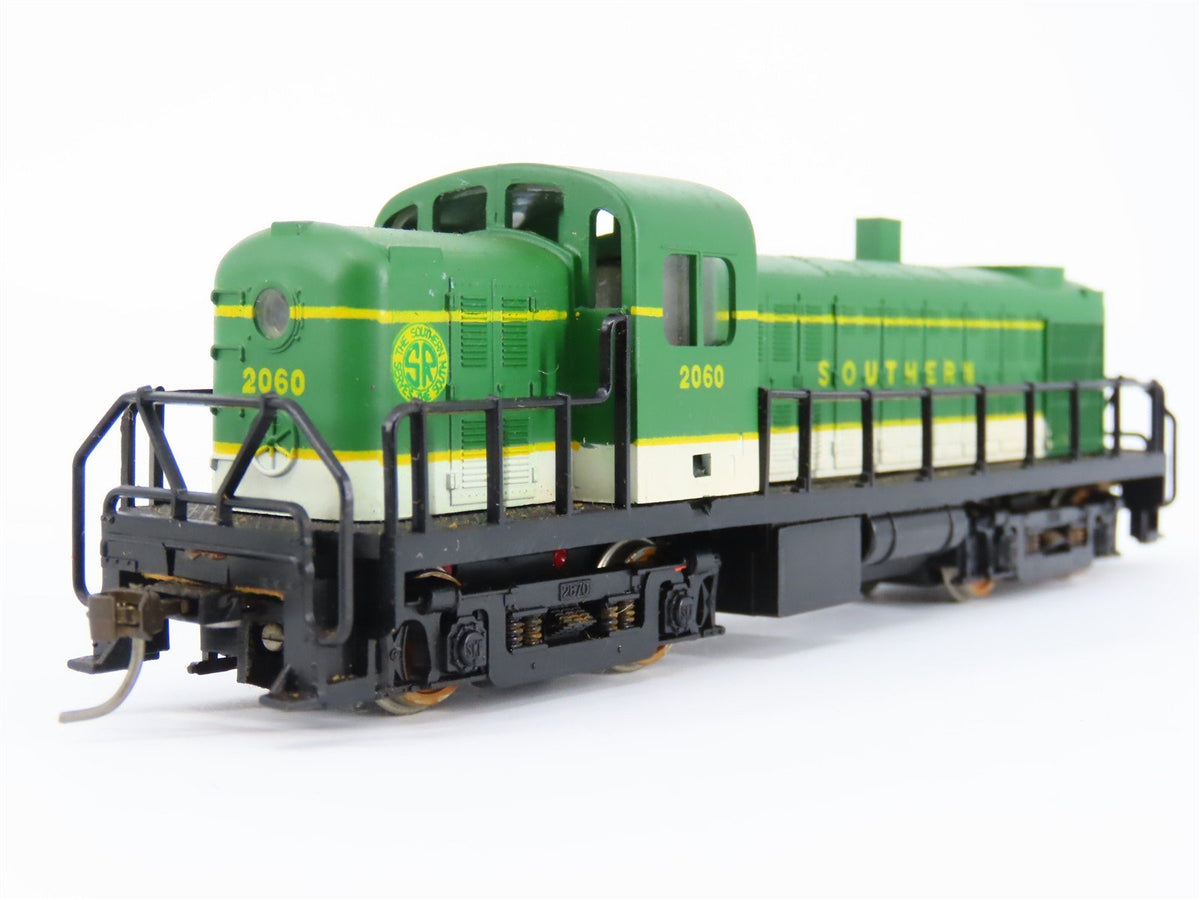 HO Scale AHM 5131K Southern RS-2 Diesel Locomotive #2060 Customized
