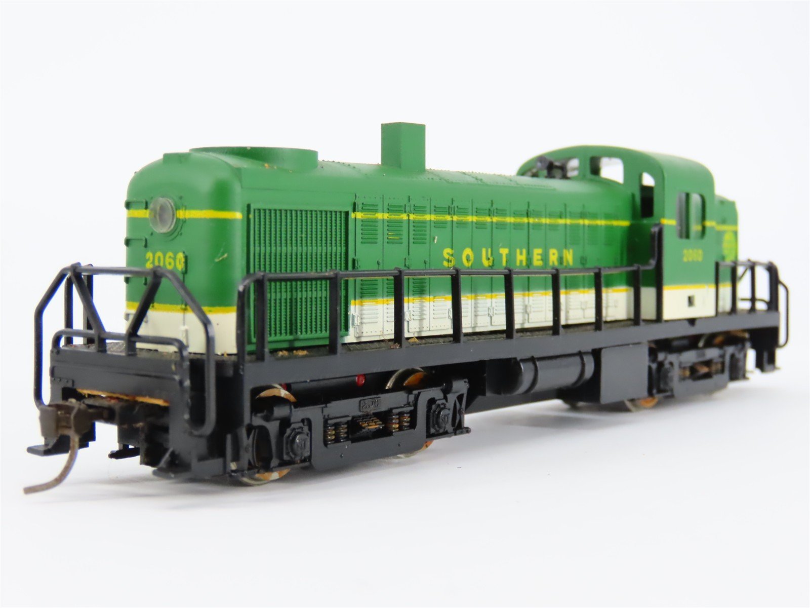 HO Scale AHM 5131K Southern RS-2 Diesel Locomotive #2060 Customized