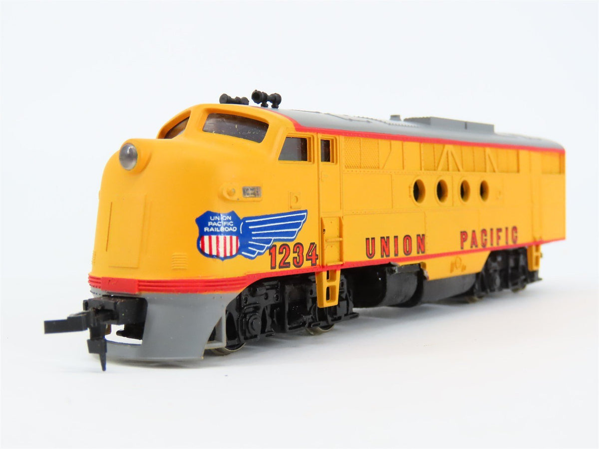HO Scale AHM 5080D UP Union Pacific FT A Diesel Locomotive #1234