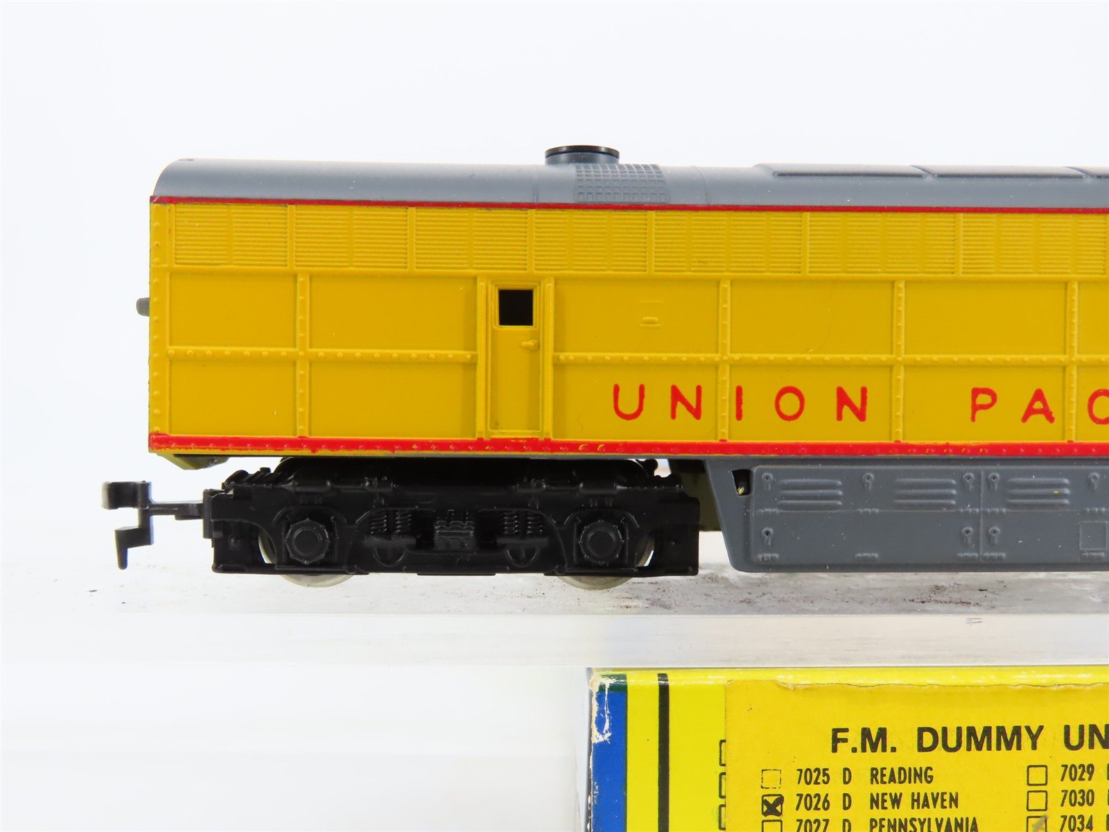 HO Scale AHM 7026D UP Union Pacific FM B Unit Diesel Locomotive UNPOWERED