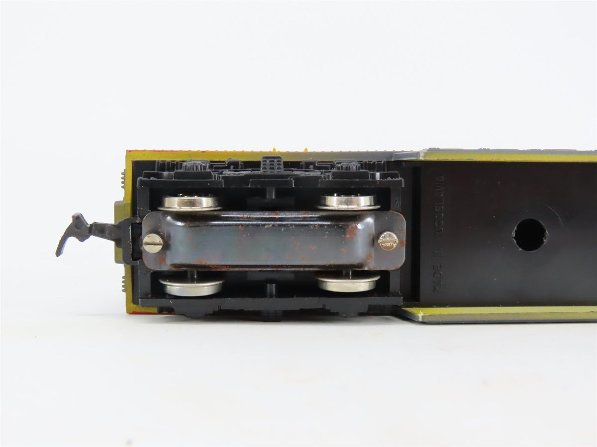 HO Scale AHM 7026D UP Union Pacific FM B Unit Diesel Locomotive UNPOWERED