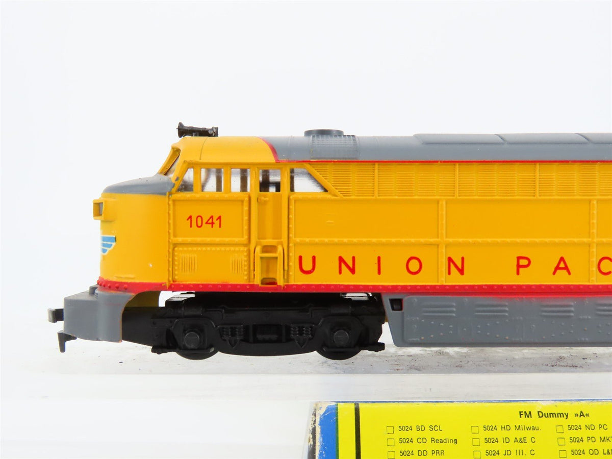 HO Scale AHM 5024KD UP Union Pacific FM A Unit Diesel Locomotive #1041 UNPOWERED
