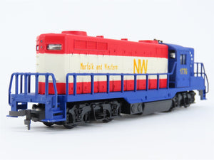 HO Scale AHM 5012ID N&W Norfolk & Western GP18 Diesel Loco #1776 UNPOWERED